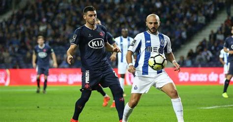 Currently, fc porto rank 2nd, while belenenses sad hold 13th position. MP recebe denúncia de corrupção no Belenenses-FC Porto