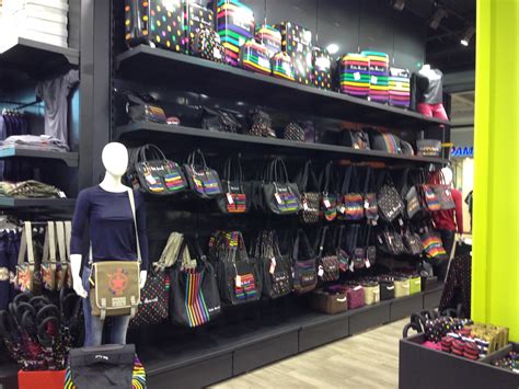 15,90 € 15,90 € livraison à 4,90 € little marcel. Little Marcel - Channel Outlet Store - Magasin d'usine