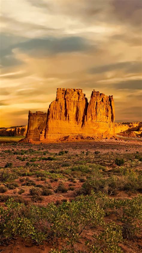 Arches National Park The Three Gossips 4k Ultrahd