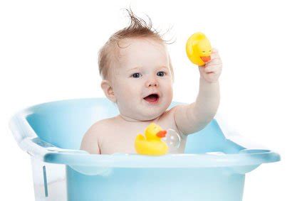 Die schöne, doppelwandige badewanne, setzt den trend im bereich der babypflege. Baby Badewannen ohne Gestell - Tipps von Eltern für Eltern