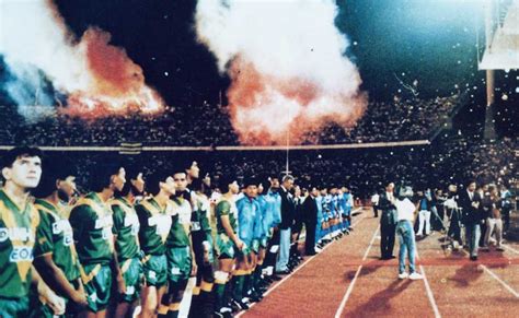 Ada banyak peristiwa sejarah di malaysia baik di negeri pulau pinang, kedah, melaka, shah alam, selangor, kuala lumpur, sabah sarawak, terengganu. PEKAN NAKA: Peristiwa Bersejarah di Negeri Kedah (1904-1990)