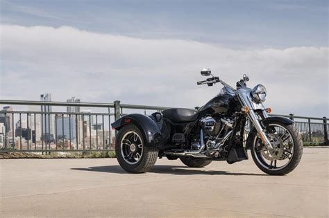 He says it's just part of his personality. รายละเอียดรถ3ล้อ Harley-Davidsoon Freewheeler 2020 - MOCYC.COM
