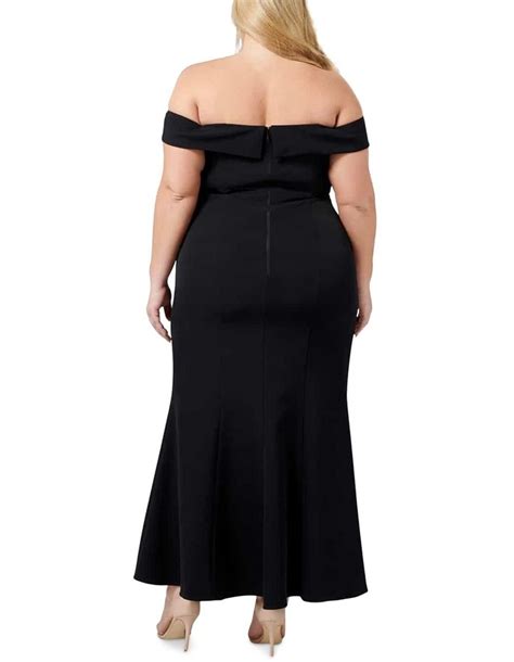 Forever New Curve Luna Formal Curve Gown Myer