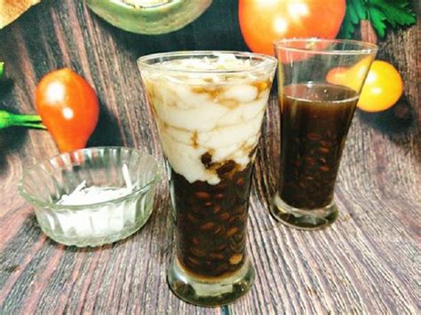 Nước tro thường được làm bằng cách đánh nước vôi với tro , một sản phẩm thu được sau khi đốt cháy hoàn toàn một số loại thảo dược. Cách làm chè đậu đen nước cốt dừa cực ngon - Nafotech