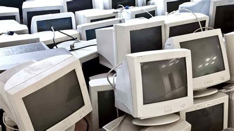 When laptop recycling is done right, you won't need to lose any of your files. Recycle your old computers