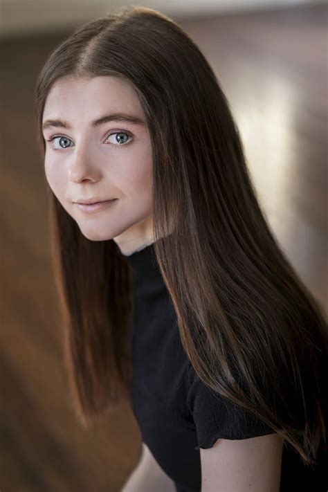 Thomasin McKenzie Sexy NonNude Collection 27 Photos The Fappening
