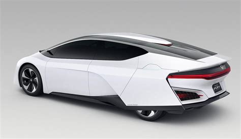 En teaser de l'édition 2015 du salon automobile de francfort, peugeot dévoile son nouveau concept car électrique baptisé fractal un. Honda FCEV Concept teases 2015 fuel-cell car - SlashGear