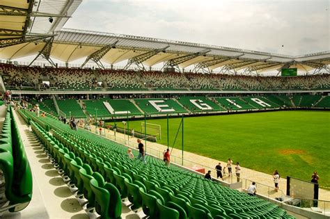 Piłsudskiego mieści się przy ulicy łazienkowskiej 3. New Legia Warsaw FC Stadium | Open day for fans, 31 July ...