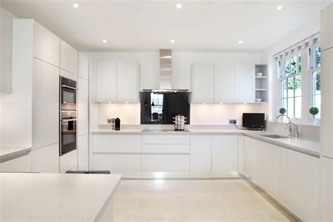 Kitchen ideas, u shaped kitchen with breakfast bar, u shaped kitchen designs with island. Marlow Matt White Kitchen, Buckinghamshire | Design A Space