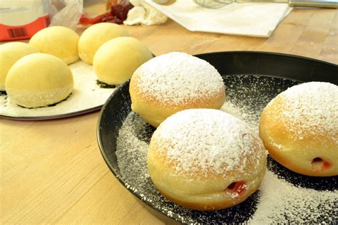 Berliner Krapfen selber backen Lifestyle Magazin