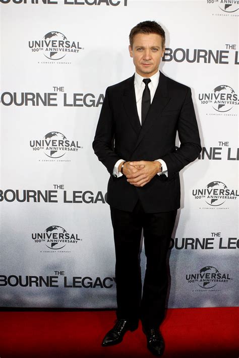 Jeremy Renner The Bourne Legacy Red Carpet Premiere At Sta Flickr
