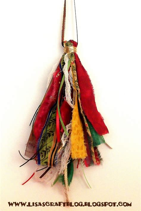 Lisas Craft Blog Tutorial Quick Christmas Tassel Tulip Fabric