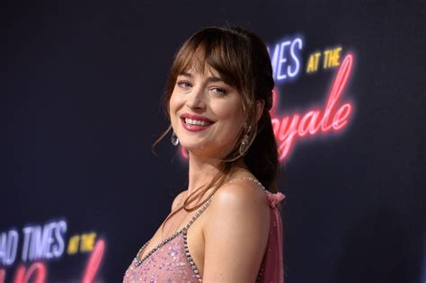 Dakota Johnson Bad Times At The El Royale Premiere • Celebmafia