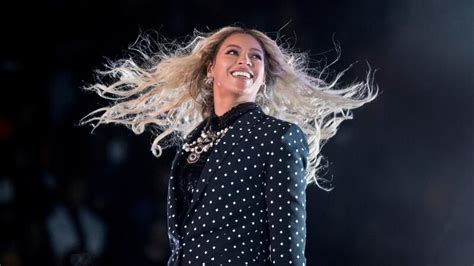 Beyonce To Receive Innovator Award At This Years Iheartradio Music Awards