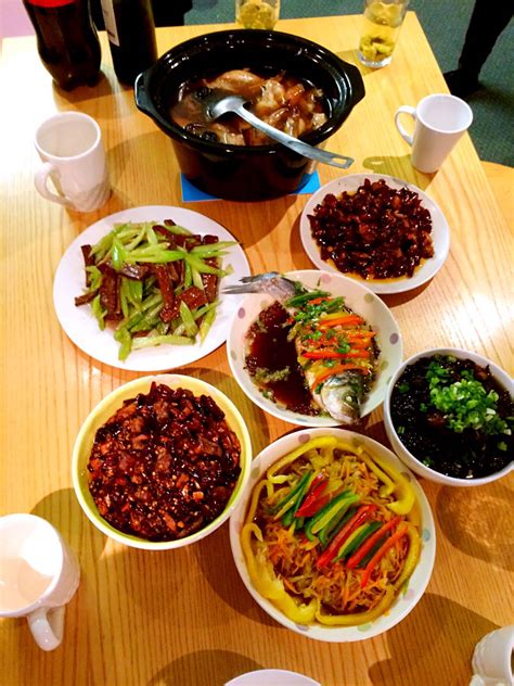 In the days leading up to chinese new year, chinese families clean their houses: making-chinese-new-years-eve-dinner-at-nottingham ...