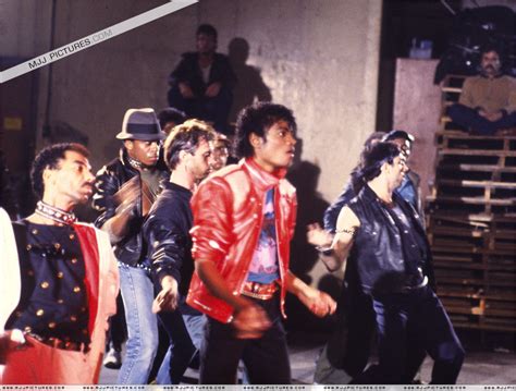 Beat It Michael Jackson Photo 7160179 Fanpop