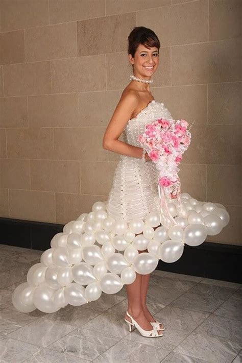 40 Funny Wedding Dresses The Most Bizarre Wedding Dresses Ever Worn