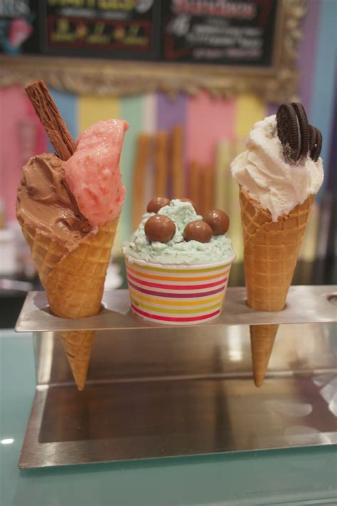 Pick up the bananas and shoot walls of ice to block the path if you are playing in 2 player mode. Pin by Cloud 9 Brighton on Ice Cream, Shakes, Slabs ...