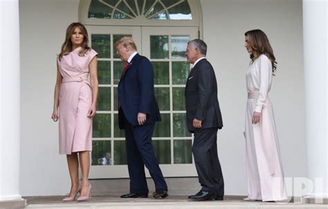 Photo President Trump And First Lady Meet With King Abdullah Ii And Queen Rania Of Jordan Dc