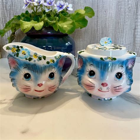 Vintage Lefton Miss Priss Creamer And Covered Sugar Bowl 1508 1950s Blue Anamorphic Kitty Cat