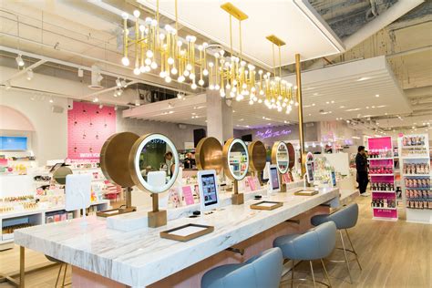 This New Beauty Concept Store From Forever 21 Is A Makeup Junkies