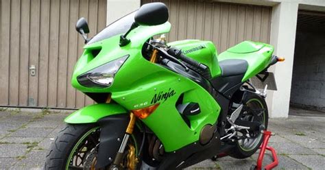 Kawasaki ninja 150 rr 2014 bekas dijual rp 50 jutaan, ini yang bikin mahal sob harga ninja 250 fi seken tergantung tahun ya. Harga Motor Ninja Zx10r Bekas