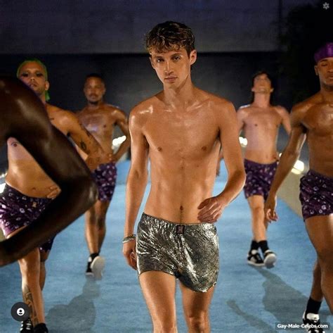 Troye Sivan Shirtless Bulge Underwear Photos Man Men