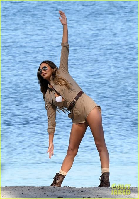 Chrissy Teigen Is A Sexy Plant Manager For Beachside Shoot Photo