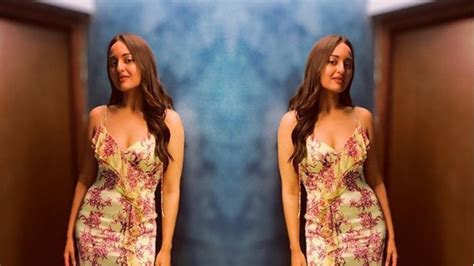 Sonakshi Sinha Stuns In This Thigh High Slit Dress The Daily Chakra