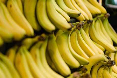 Bananas - Fruit & Vegetable Delivery Melbourne - The Happy Apple