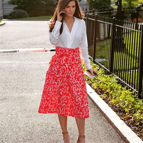 Collins was listed in the '50 most influential people in news media' by mediaite for three years in a row from 2018 to 2020. Kaitlan Collins (Journalist) Wiki, Bio, Height, Weight ...