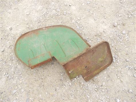 John Deere Jd 2 Cylinder Tractor Right Clamshell Step Fender M 40 420