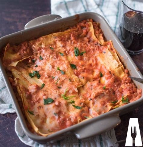 We've got lasagne recipes to suit all tastes: Ricetta Lasagne al baccalà | Agrodolce | Ricetta nel 2020 ...