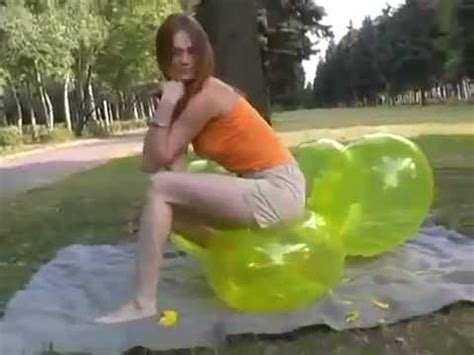 Balloon Sit Pop In Park Youtube