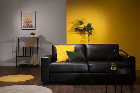 How to combine colors and to use the color wheel to create the perfect color scheme in your interior design. 8 Chic Ways To Decorate With Yellow | Feature wall living ...