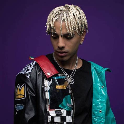 Jugó soccer desde los cinco años mientras estudiaba en el colegio maría auxiliadora y es hijo de raúl ocasio, un gran el 25 de enero del 2019 rauw alejandro y nicky jam, unieron sus voces en el sencillo que le dé, una fusión perfecta entre reguetón y r&b, el cual fue. Rauw Alejandro - Escuchar en Deezer | Streaming de música