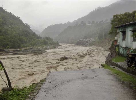 People in living in villages near the dhauli ganga, and alaknanda. Uttarakhand Floods, India - FloodList