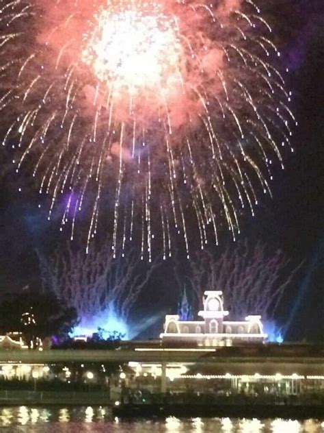 Where To Watch Fireworks Outside The Parks At Disney World For Free
