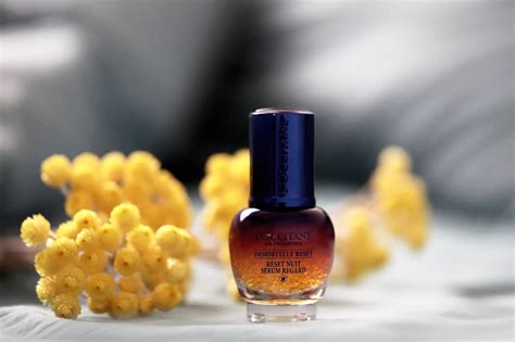 Reset serum and reset eye serum work as a duo with the skin to prepare it to welcome all the benefits of your skin care. L'Occitane Immortelle Reset Soin Nuit Regard : Votre Bilan ...