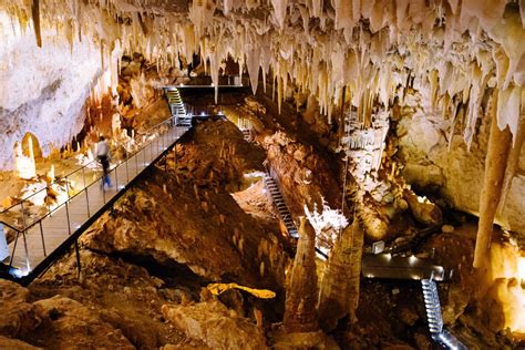 Jewel Cave Fully Guided Tour - Margaret River Region Caves and ...
