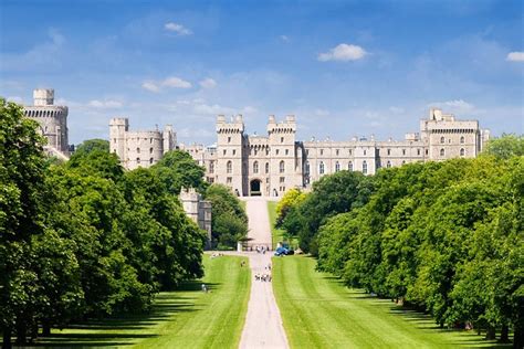 Discover Windsor Castle Private Tour 2024 London