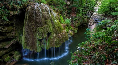 Top 10 Of The Best Waterfalls Across The United States