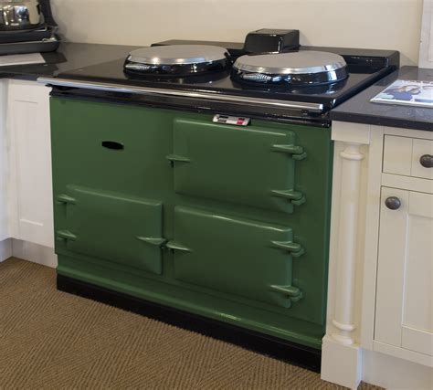 Ambient warmth in the kitchen. Aga oven - Accessoires de cuisine