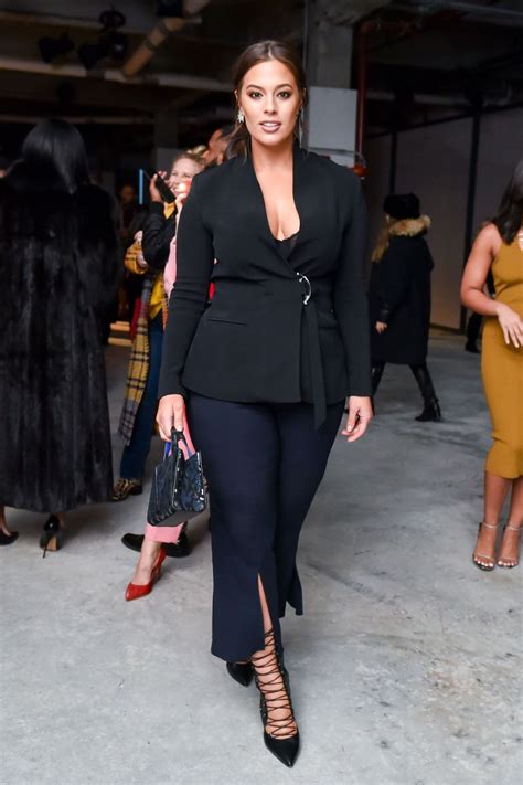 ashley graham cushnie et ochs fashion show in nyc 02 09 2018 celebmafia