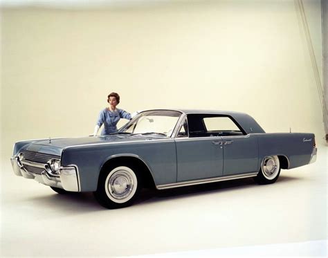 1961 Lincoln Continental Sedan Lincoln Cars Lincoln Motor Lincoln