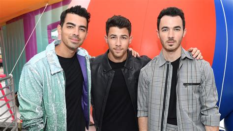 The Jonas Brothers Opened Up About Being Bullied As Children in Teen Choice Awards Speech | Teen ...