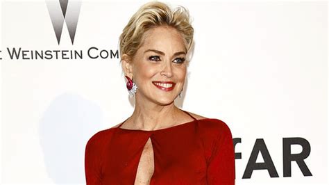 Sexi Herečka Sharon Stone Zverejnila Fotku Bez Make Upu Má 60 A Vyzerá Perfektne Nový Čas