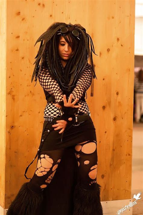 yuniie zephira cybergoth goth cyber girl industrial dance mask black pink cybergoth chic