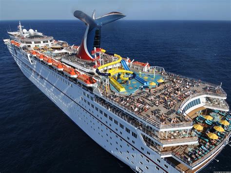 Tracy Robbins Viral Carnival Magic Cruise Ship Tour