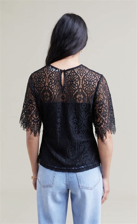Scallop Lace Evening Top Pagani